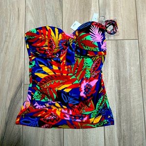 Brand new WT Bleu Rod BeAttie bathing suit top. Size 4